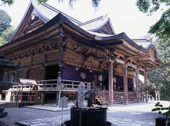 成相寺本堂